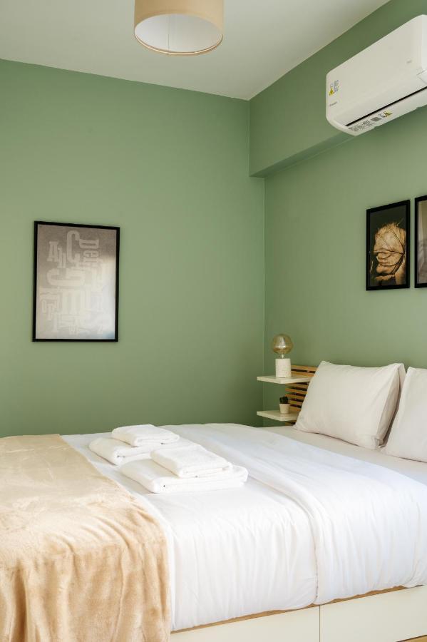 Stunning 2-Bedrooms Apartment In The Heart Of Атина Екстериор снимка