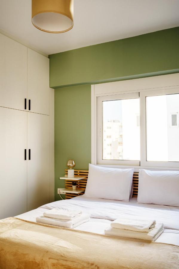 Stunning 2-Bedrooms Apartment In The Heart Of Атина Екстериор снимка