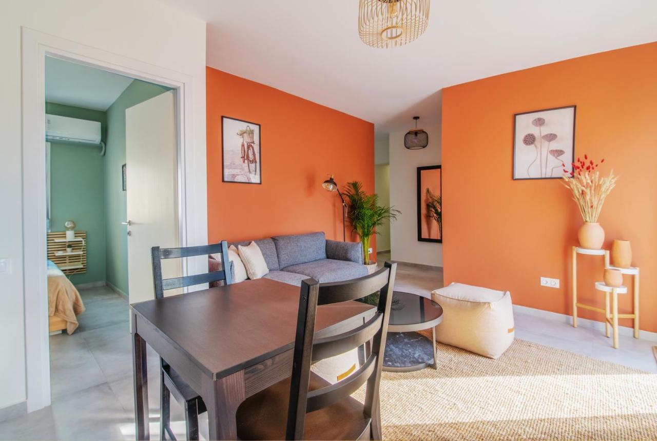 Stunning 2-Bedrooms Apartment In The Heart Of Атина Екстериор снимка